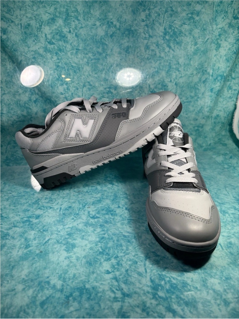 New Balance 550 Gray Men’s Leather Low Top Retro Shoes Size 9.5